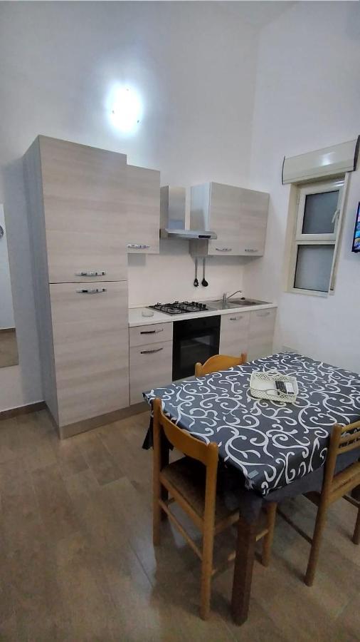 Casa Vacanze Da Peppe ปาแลร์โม ภายนอก รูปภาพ